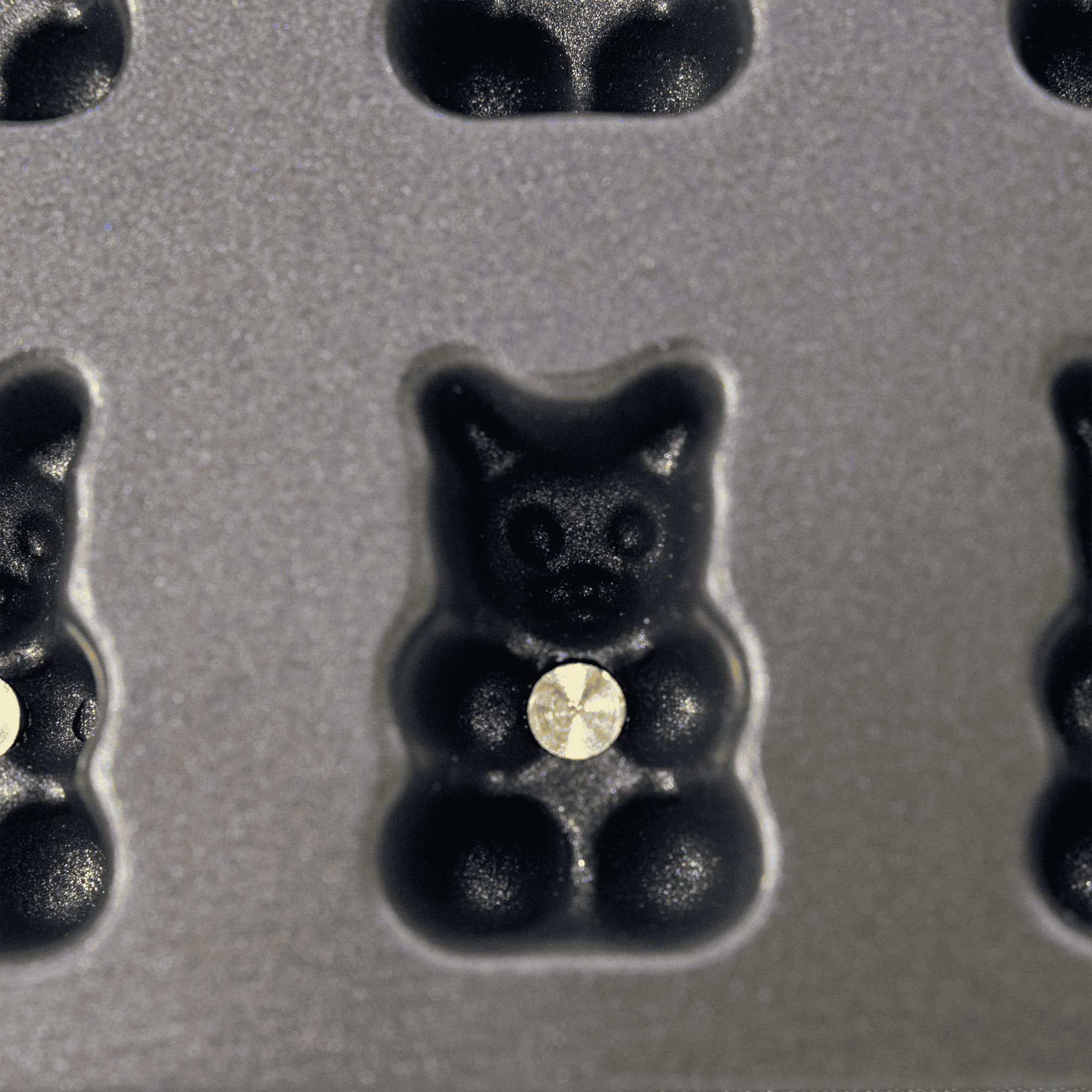 Molde com 20 Cavidades em Formato de Urso 3-4 g para Produção Semiautomática de Gummy - 150 Unidades - imagem 4